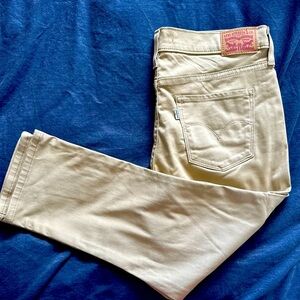 Capri jeans 21 inch inseam Tan